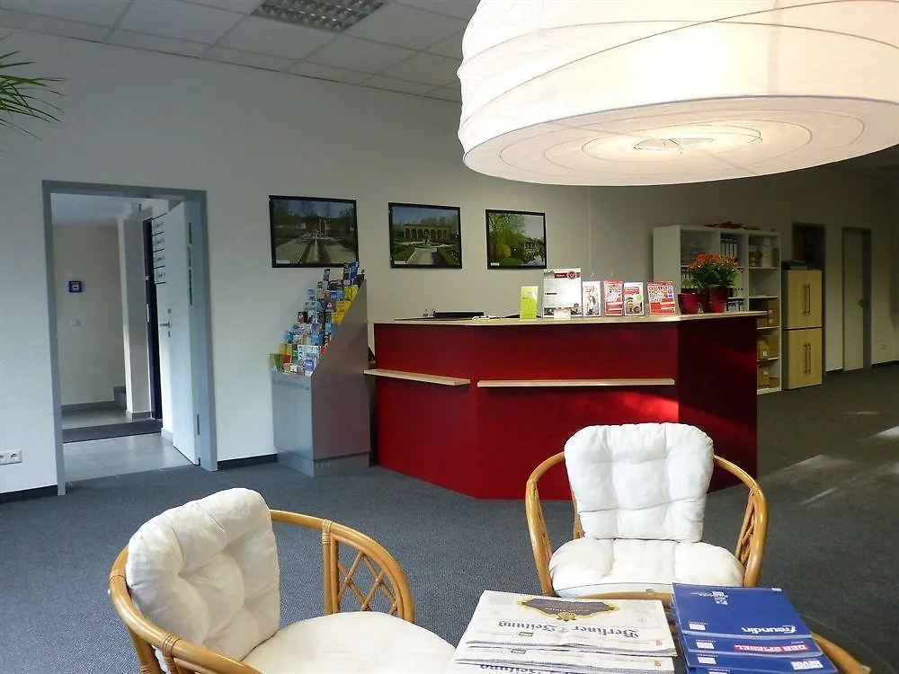 Parkhotel Marzahn Берлин 3*,