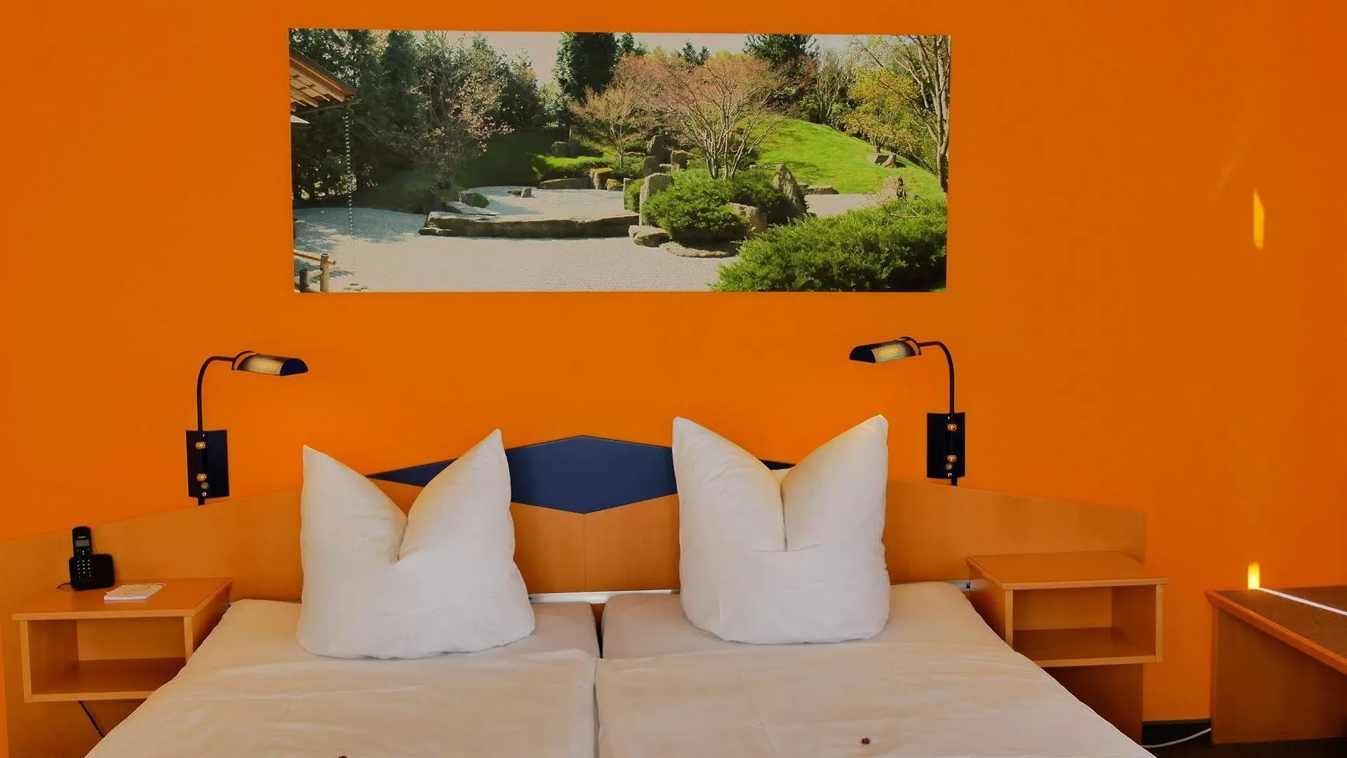 Parkhotel Marzahn Берлин 3*,
