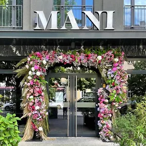 Mani By Amano Hotell
